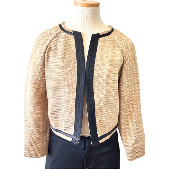 D&G Dolce and Gabbana Gold Metallic Tweed Cropped Blazer Jacket, IT 40 US 4 - Picture 2 of 16